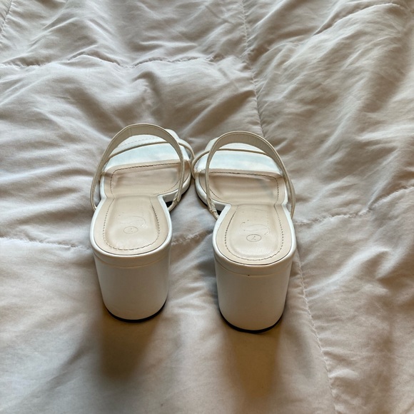 WHITE SHEIN HEELS - Picture 6 of 9